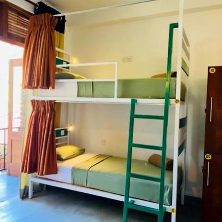 Downtown Hostels Ella Buitenkant foto