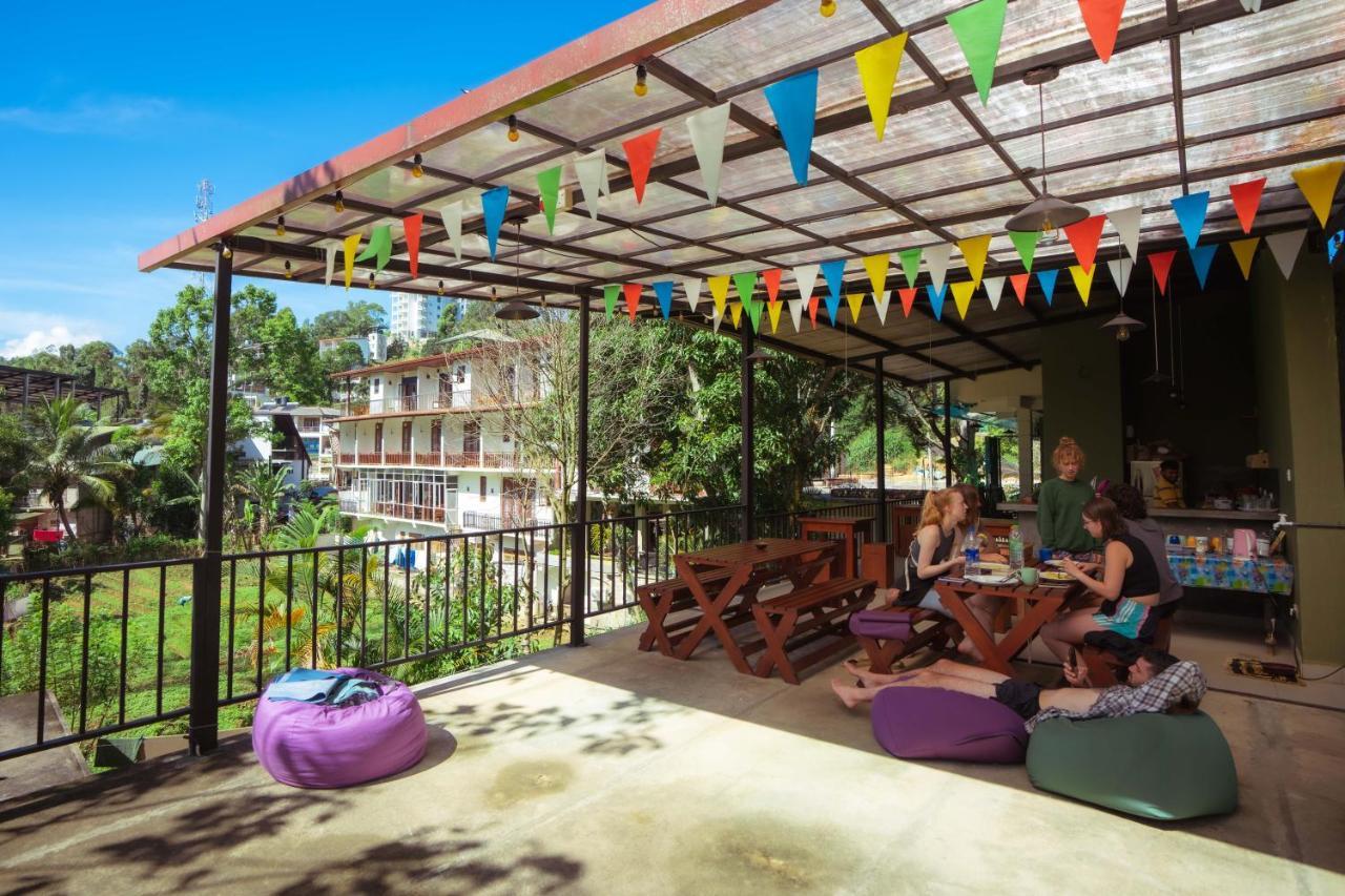 Downtown Hostels Ella Buitenkant foto