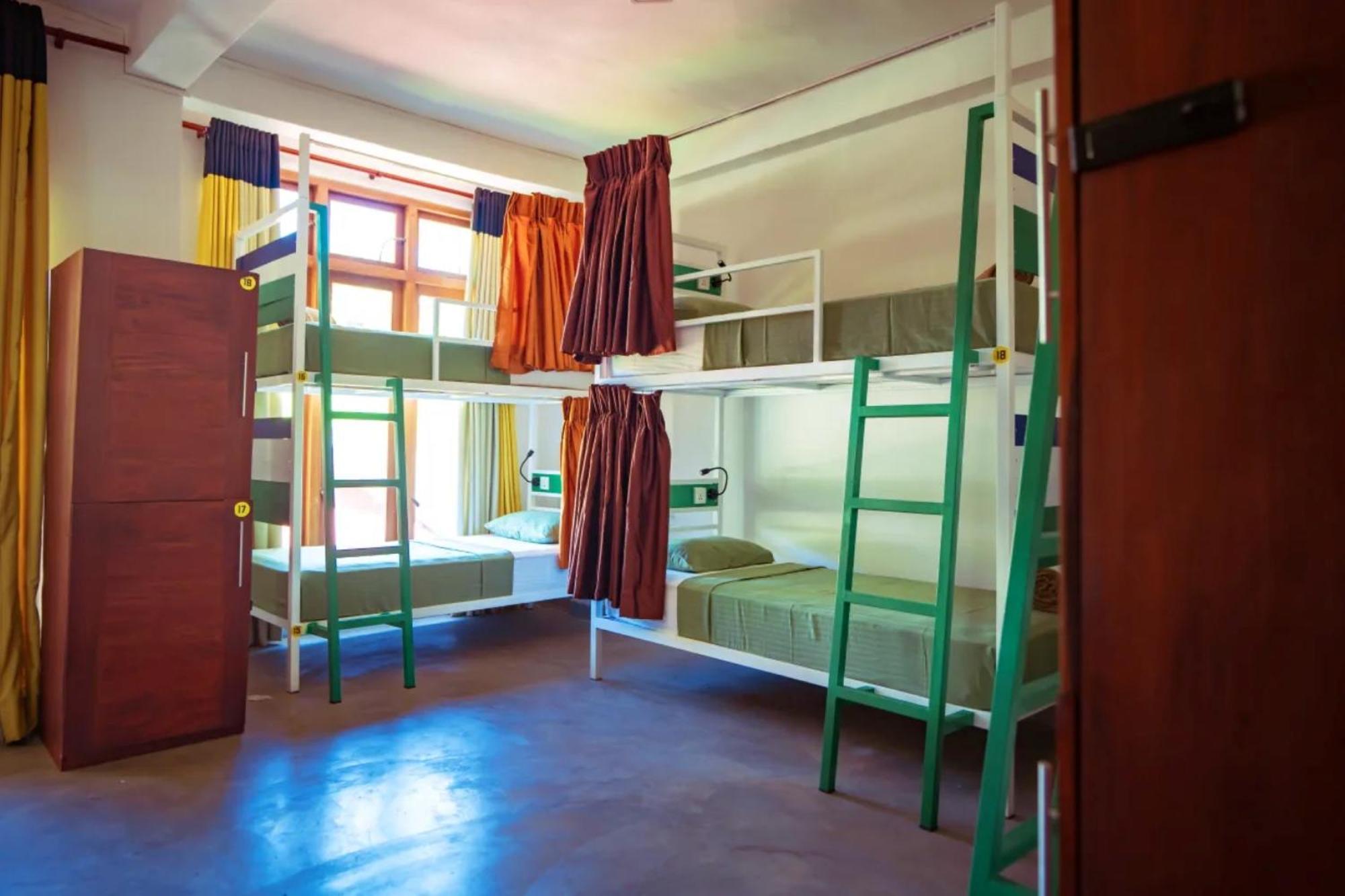 Downtown Hostels Ella Buitenkant foto
